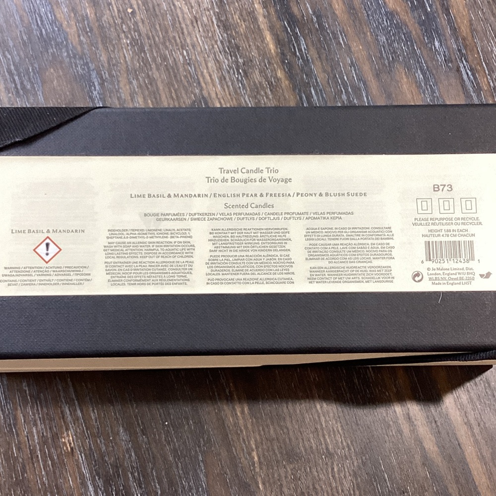 Jo Malone Set of 3 Small Candles in Box with Black Ribbon - Picture 7 of 9